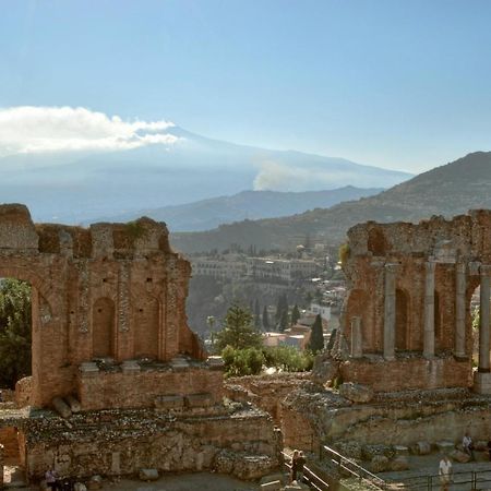 تاورمينا B&B Akropolis المظهر الخارجي الصورة