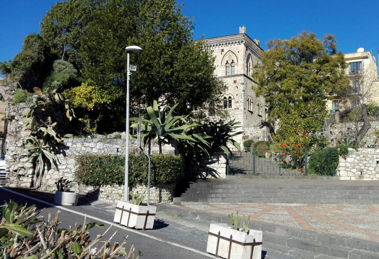 تاورمينا B&B Akropolis المظهر الخارجي الصورة