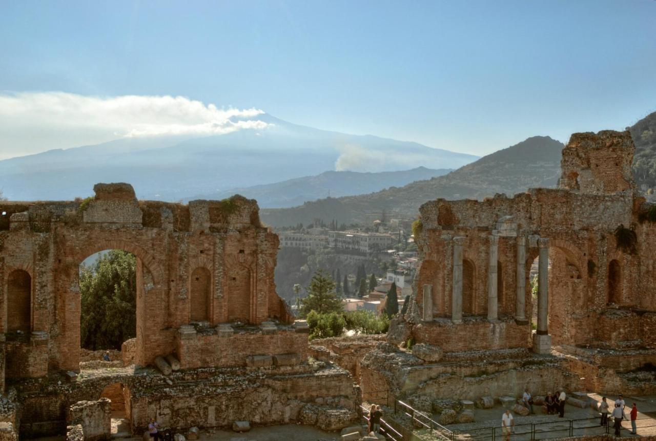 تاورمينا B&B Akropolis المظهر الخارجي الصورة