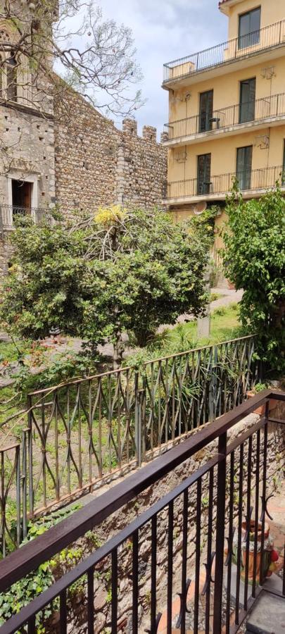 تاورمينا B&B Akropolis المظهر الخارجي الصورة