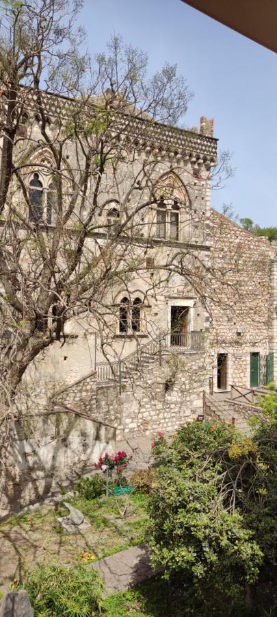 تاورمينا B&B Akropolis المظهر الخارجي الصورة